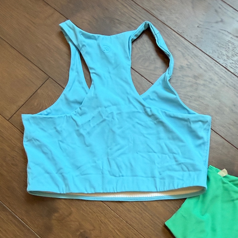 Addison Bay Women's Smooth Sport Arch Racerback Sports Bra Medium Blue and Green - Picture 7 of 7